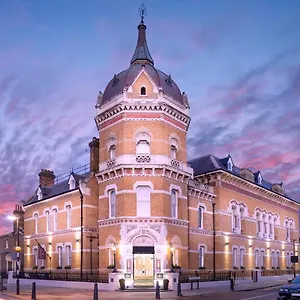 zkontrolujte dostupnost